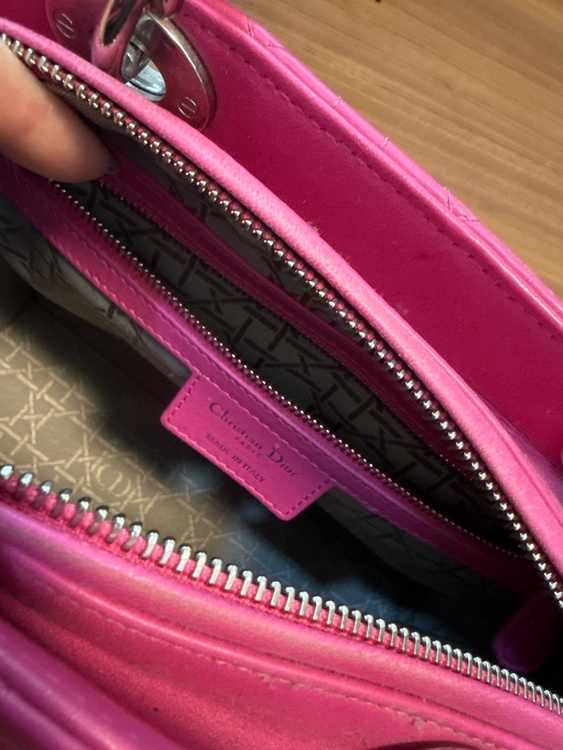 ディオール  （ブランドバッグ）の商品画像 - 査定依頼日：2026年2月2日 - 最高査定価格：200,000円