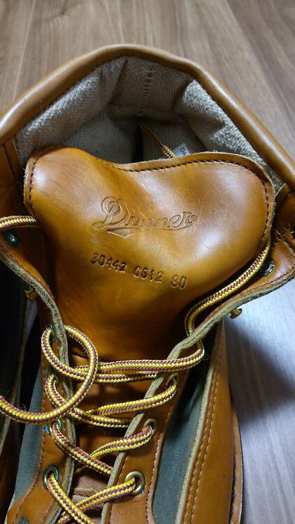 ダナーライト　80周年モデル　30442（古着・ファッション）の商品画像 - 査定依頼日：2025年8月12日 - 最高査定価格：10,000円