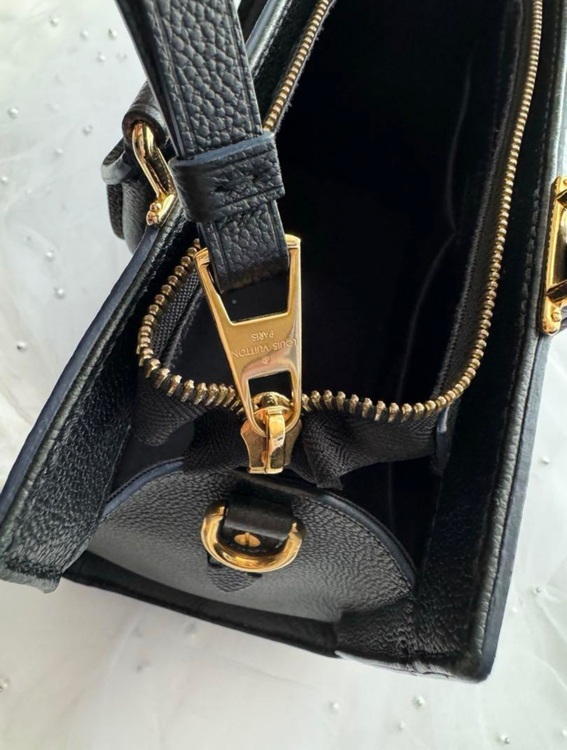 ルイヴィトン モノグラム （ブランドバッグ）の商品画像 - 査定依頼日：2025年6月3日 - 最高査定価格：200,000円