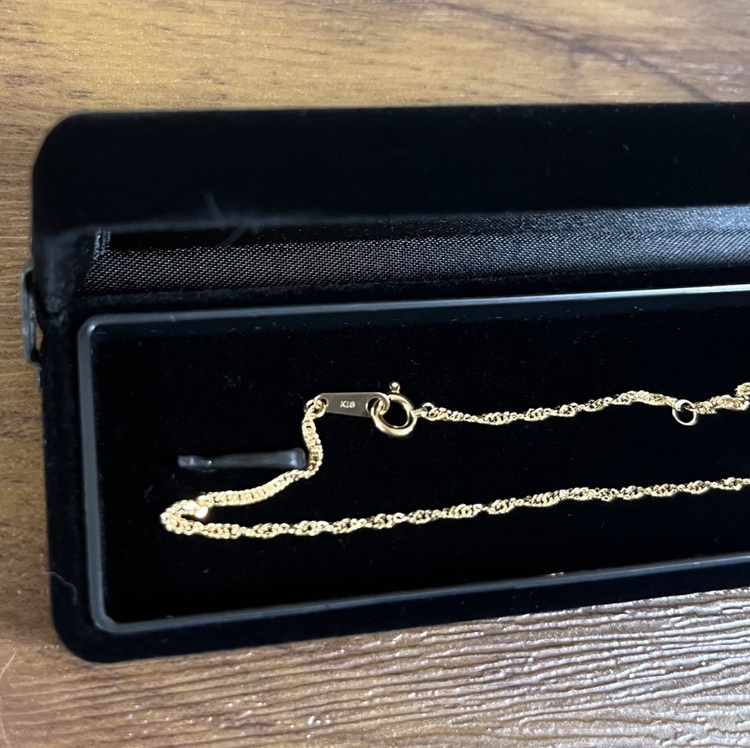 K18スクリューネックレス（金・貴金属）の商品画像 - 査定依頼日：2025年11月26日 - 最高査定価格：15,000円