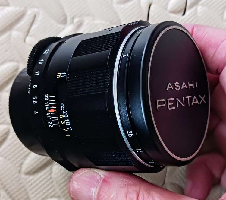 カメラレンズです（カメラ）の商品画像 - 査定依頼日：2025年5月31日 - 最高査定価格：3,000円