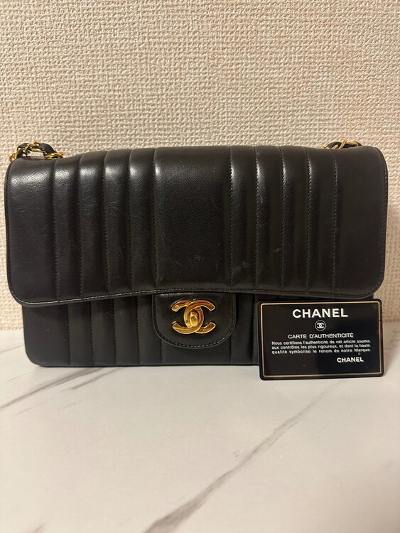 マドモアゼルラムスキン（ブランドバッグ）の商品画像 - 査定依頼日：2025年3月31日 - 最高査定価格：300,000円