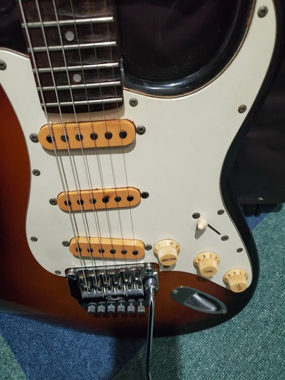 STRATCASTER E516465（ピアノ・楽器・PA機材）の商品画像 - 査定依頼日：2026年2月4日 - 最高査定価格：33,000円