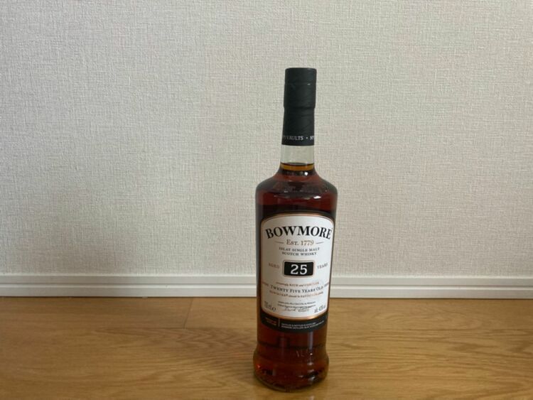 ボウモア25年 700ml瓶（お酒）の商品画像 - 査定依頼日：2025年9月25日 - 最高査定価格：42,000円