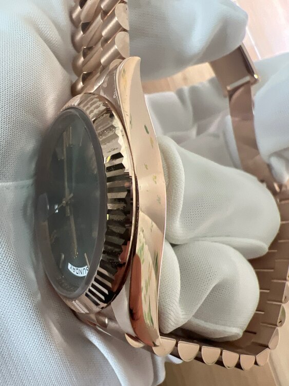 228235（高級時計）の商品画像 - 査定依頼日：2025年1月29日 - 最高査定価格：7,700,000円