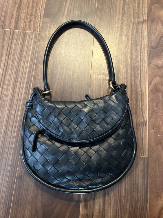 ジェメッリミニバッグ（ブランドバッグ）の商品画像 - 査定依頼日：2025年11月29日 - 最高査定価格：160,000円