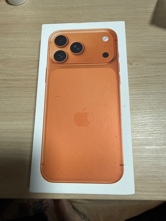 iPhone17Pro Max（スマホ）の商品画像 - 査定依頼日：2025年11月9日 - 最高査定価格：164,000円