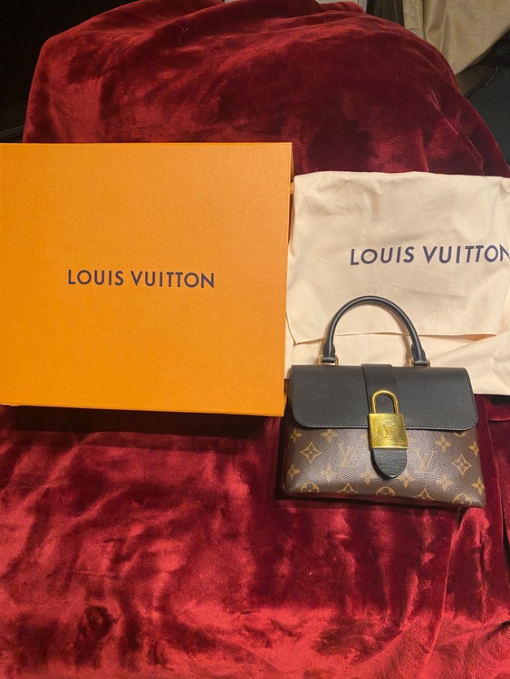 ロッキーBB（ブランドバッグ）の商品画像 - 査定依頼日：2026年3月22日 - 最高査定価格：150,000円