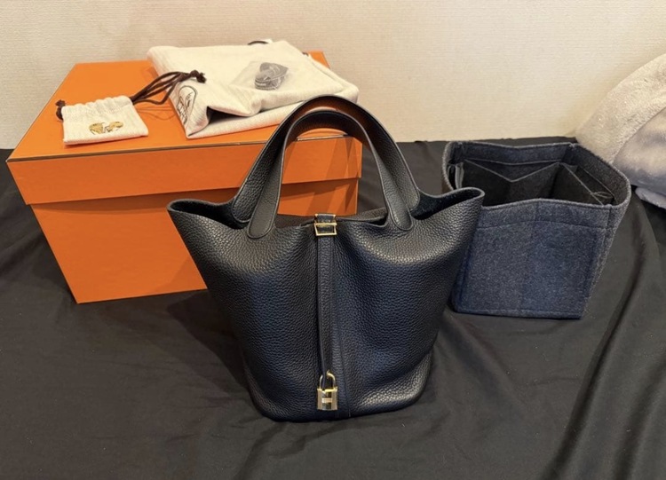 mm ゴールド金具 Y刻印（ブランドバッグ）の商品画像 - 査定依頼日：2026年4月13日 - 最高査定価格：650,000円