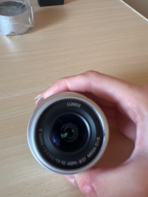 DMC-GF7（カメラ）の商品画像 - 査定依頼日：2025年12月9日 - 最高査定価格：30,000円