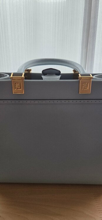 フェンディ  （ブランドバッグ）の商品画像 - 査定依頼日：2026年3月7日 - 最高査定価格：160,000円