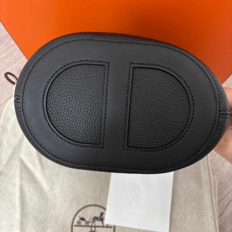 エルメス エルメス(その他) （ブランドバッグ）の商品画像 - 査定依頼日：2025年11月29日 - 最高査定価格：600,000円