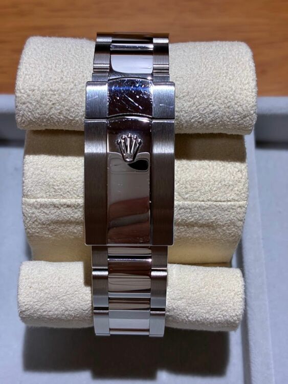 デイトジャスト36（ブラック、ドームベゼル、オイスターブレス）（高級時計）の商品画像 - 査定依頼日：2025年9月10日 - 最高査定価格：1,250,000円