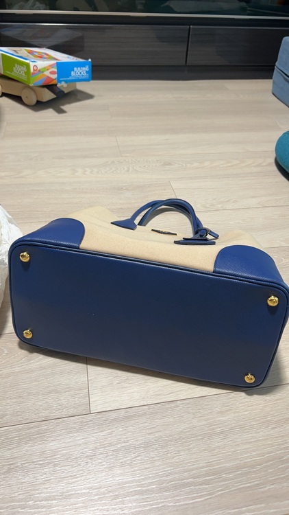 プラダ  （ブランドバッグ）の商品画像 - 査定依頼日：2025年10月27日 - 最高査定価格：75,000円