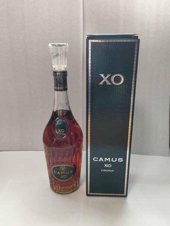 CAMUS XO COGNAC（お酒）の商品画像 - 査定依頼日：2026年10月7日 - 最高査定価格：3,000円