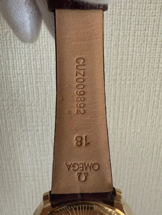 トレゾル36ムーンシャインゴールド　レザーストラップ（高級時計）の商品画像 - 査定依頼日：2025年5月22日 - 最高査定価格：630,000円