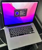 MacBookPro i7 2.2GHz 15インチMid2015　256SSD（PC・タブレット）の商品画像 - 査定依頼日：2023年12月24日 - 最高査定価格：6,000円