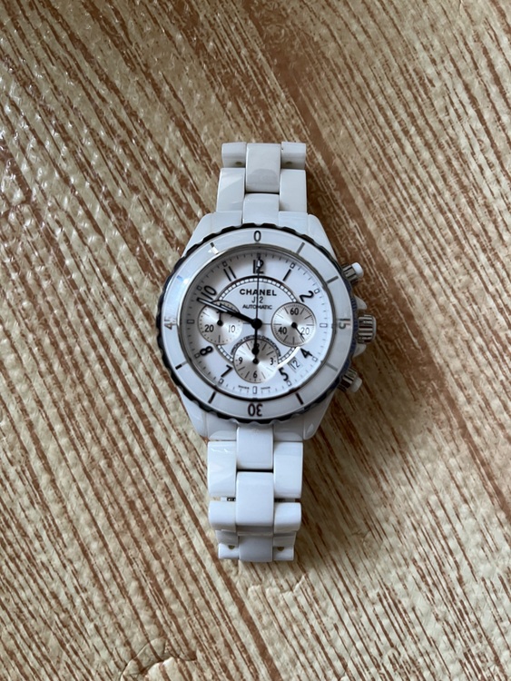 シャネル J12 （高級時計）の商品画像 - 査定依頼日：2025年10月5日 - 最高査定価格：520,000円