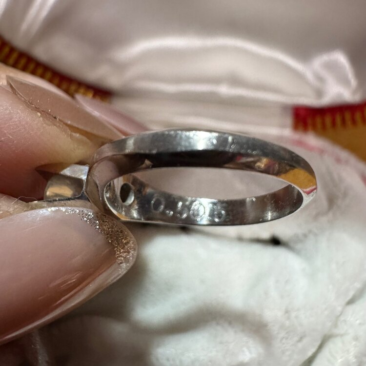 立爪ダイヤモンドリング（宝石）の商品画像 - 査定依頼日：2025年5月22日 - 最高査定価格：85,000円