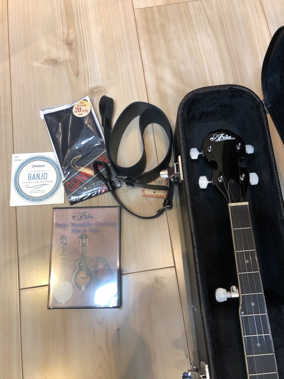 バンジョーARIASB10（ピアノ・楽器・PA機材）の商品画像 - 査定依頼日：2026年5月4日 - 最高査定価格：7,000円