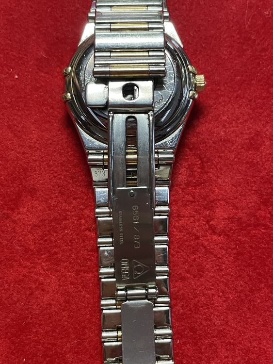 オメガ コンステーション 13957900（高級時計）の商品画像 - 査定依頼日：2026年4月1日 - 最高査定価格：450,000円