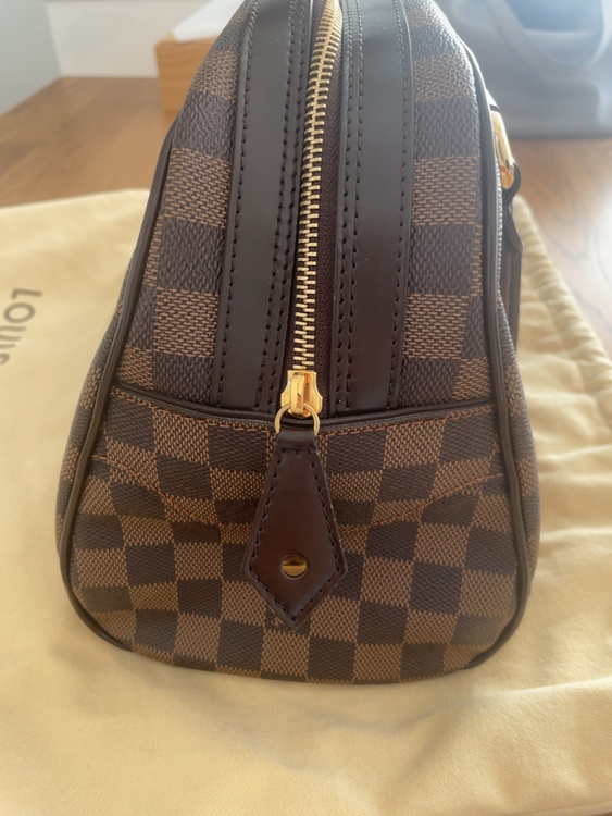 バック（ブランドバッグ）の商品画像 - 査定依頼日：2025年12月5日 - 最高査定価格：100,000円