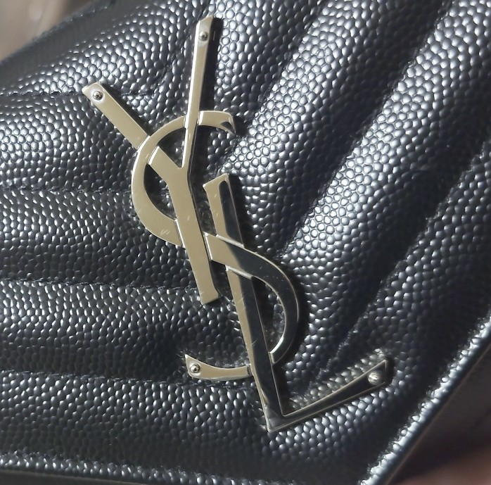 イブサンローラン  （ブランドバッグ）の商品画像 - 査定依頼日：2026年4月16日 - 最高査定価格：65,000円