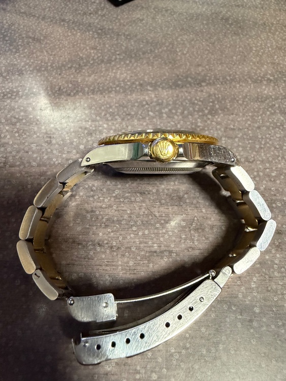 ロレックス サブマリーナー 1661（高級時計）の商品画像 - 査定依頼日：2026年3月23日 - 最高査定価格：1,620,000円