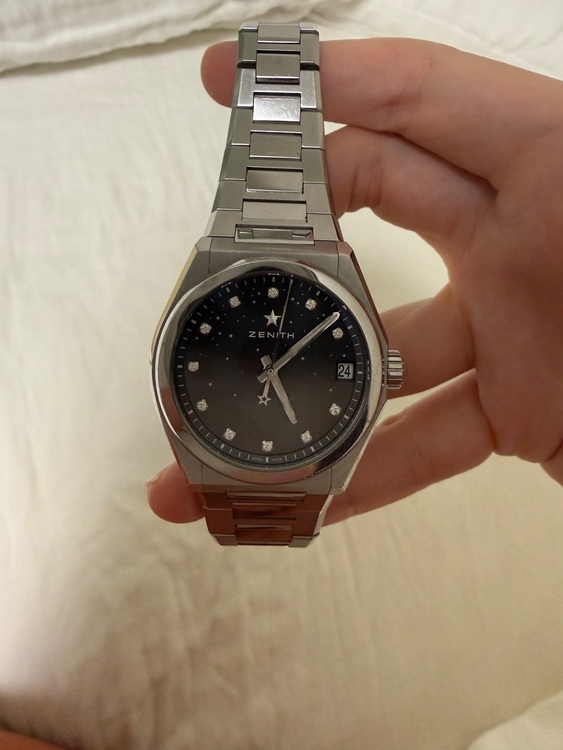 デファイ　ミッドナイト（高級時計）の商品画像 - 査定依頼日：2025年11月2日 - 最高査定価格：750,000円