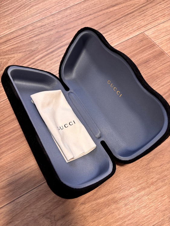 サングラス（古着・ファッション）の商品画像 - 査定依頼日：2025年11月14日 - 最高査定価格：10,000円