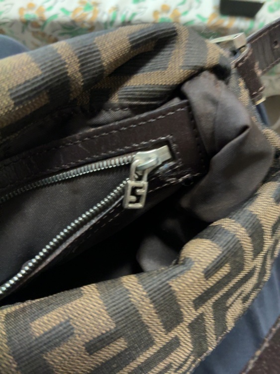 FENDI ワンショルダー（ブランドバッグ）の商品画像 - 査定依頼日：2025年12月2日 - 最高査定価格：90,000円