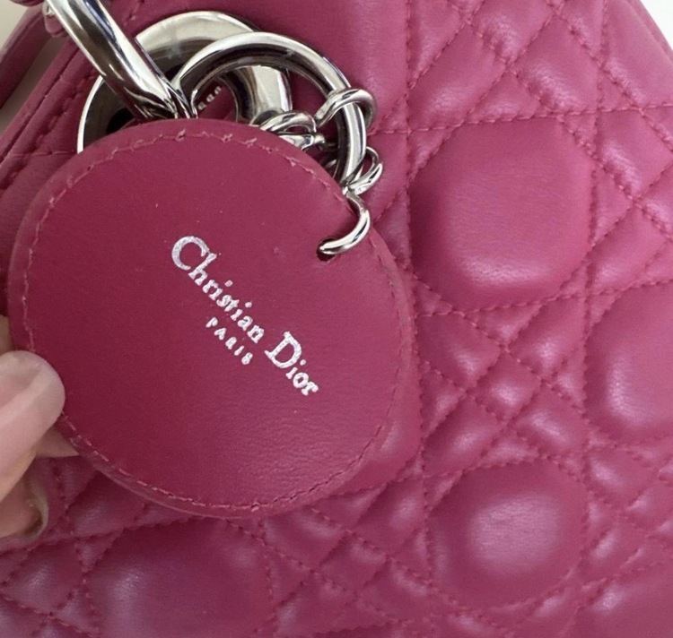 Lady Dior （ブランドバッグ）の商品画像 - 査定依頼日：2026年3月29日 - 最高査定価格：150,000円