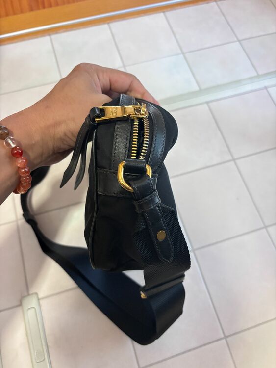 プラダ  （ブランドバッグ）の商品画像 - 査定依頼日：2025年8月30日 - 最高査定価格：95,000円