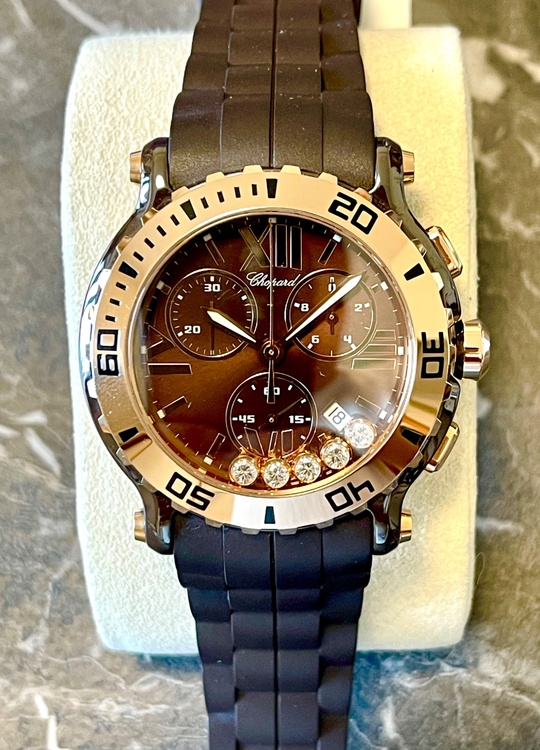 3000本限定ハッピースポーツ（高級時計）の商品画像 - 査定依頼日：2026年3月21日 - 最高査定価格：1,250,000円