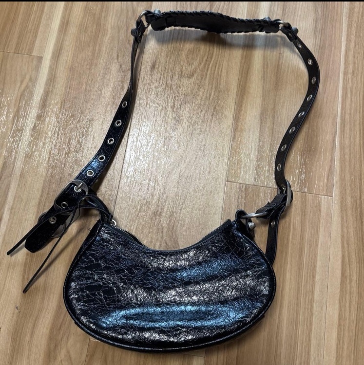 バレンシアガ  （ブランドバッグ）の商品画像 - 査定依頼日：2026年1月30日 - 最高査定価格：130,000円