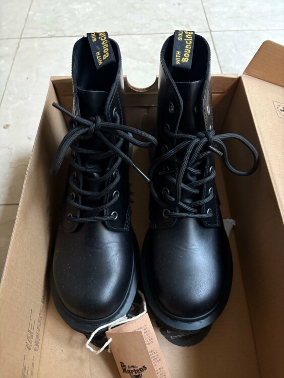 ドクターマーチン ALDERSTONE6ホールブーツUS5（古着・ファッション）の商品画像 - 査定依頼日：2026年3月1日 - 最高査定価格：8,000円