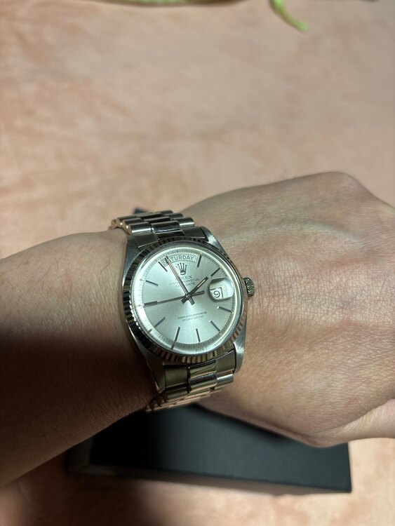 ロレックス デイデイト 1803（高級時計）の商品画像 - 査定依頼日：2025年4月21日 - 最高査定価格：2,000,000円