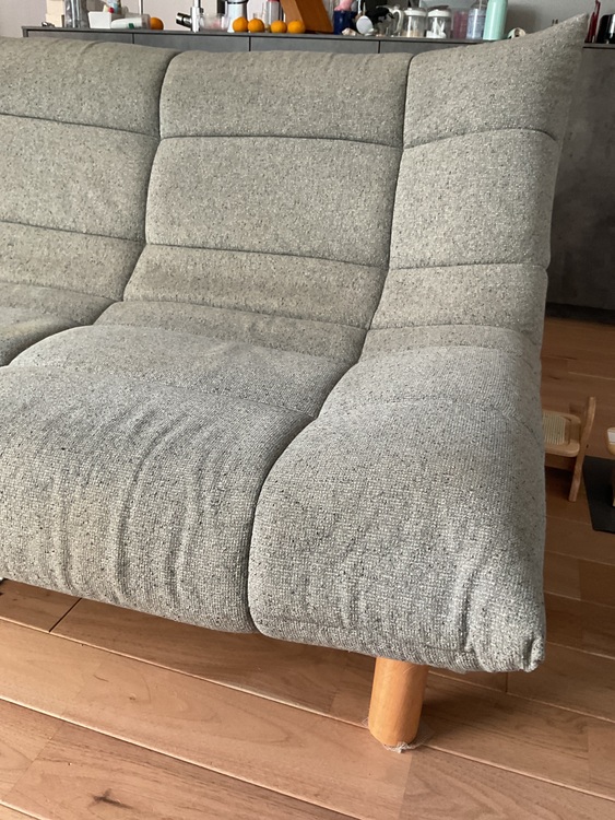 2人がけソファ（家具・寝具）の商品画像 - 査定依頼日：2025年10月30日 - 最高査定価格：3,000円