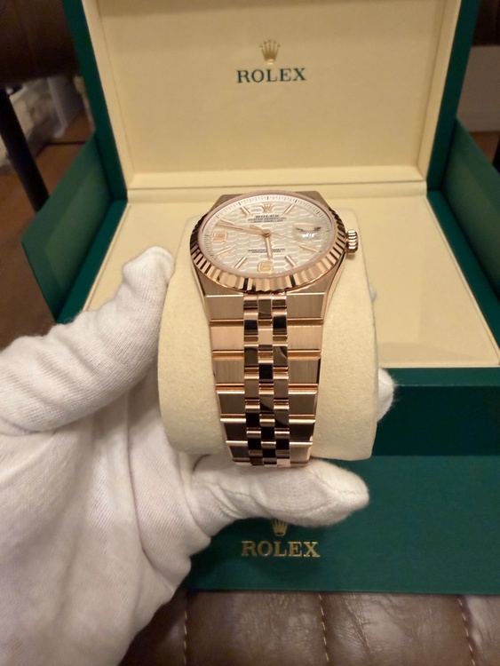 ロレックス その他 12733（高級時計）の商品画像 - 査定依頼日：2026年3月31日 - 最高査定価格：10,250,000円