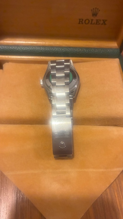 ロレックス パーペチュアルデイト Rolex Oyster Perpetual Ref.15200/カラー:ぴを（高級時計）の商品画像 - 査定依頼日：2025年12月20日 - 最高査定価格：750,000円