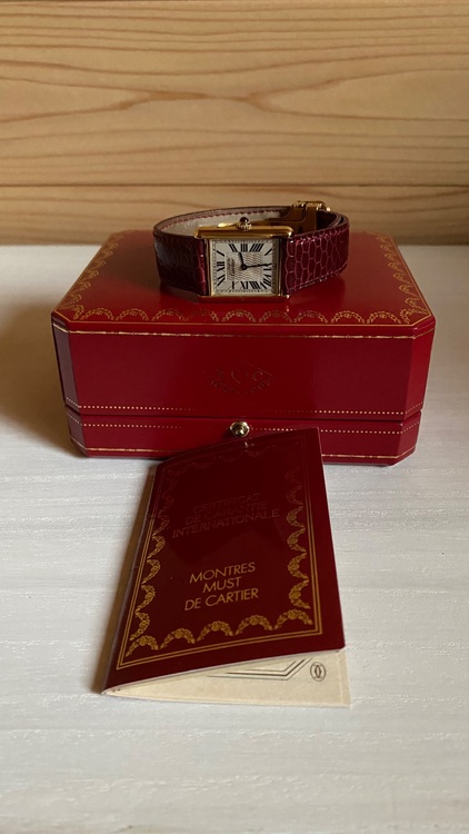 カルティエ 150周記念 タンク メンズ（高級時計）の商品画像 - 査定依頼日：2025年10月10日 - 最高査定価格：400,000円