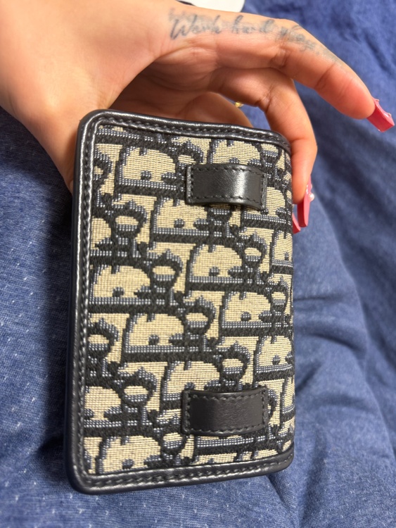 Dior <font dir="auto" style="vertical-align: inherit;"><font dir="auto" style="vertical-align: inherit;">
please select
</font></font> （ブランドバッグ）の商品画像 - 査定依頼日：2026年2月1日 - 最高査定価格：100,000円