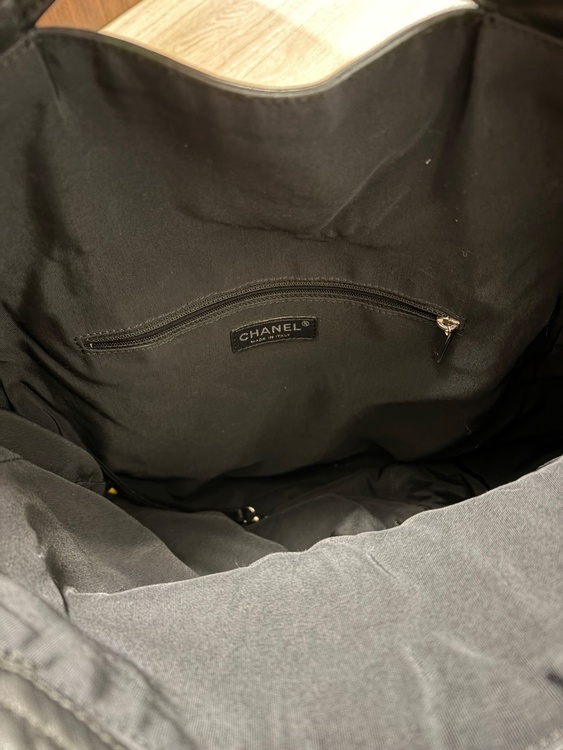 シャネル　アンリミット2wayショルダーバッグ（ブランドバッグ）の商品画像 - 査定依頼日：2025年12月9日 - 最高査定価格：130,000円