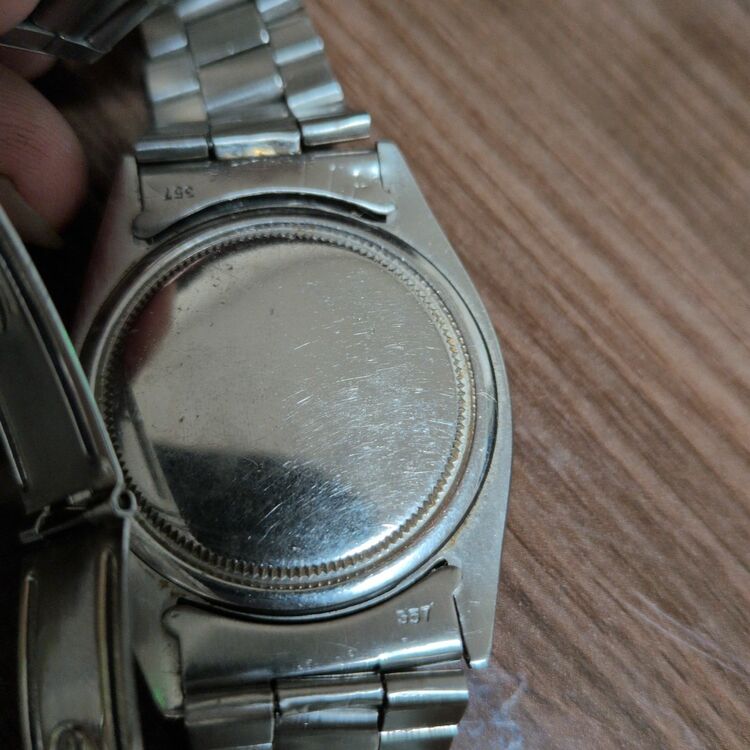 ロレックス その他 オイスター（高級時計）の商品画像 - 査定依頼日：2025年7月7日 - 最高査定価格：350,000円