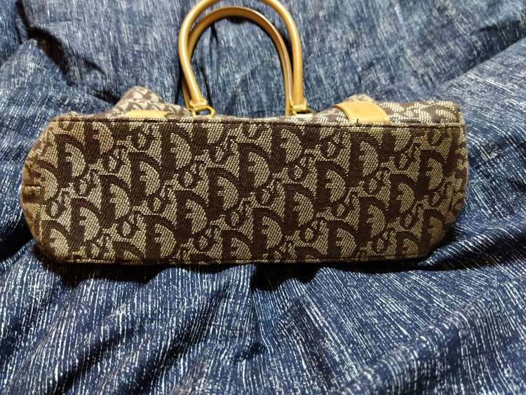 ディオール、ハンドバッグ（ブランドバッグ）の商品画像 - 査定依頼日：2022年12月10日 - 最高査定価格：30,000円