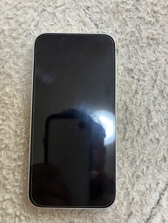 iPhone 16e 128GB SIMフリー（スマホ）の商品画像 - 査定依頼日：2026年4月27日 - 最高査定価格：65,000円
