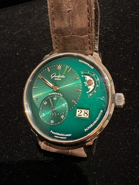 グラスヒュッテオリジナル パノマティックルナ（高級時計）の商品画像 - 査定依頼日：2025年8月30日 - 最高査定価格：800,000円