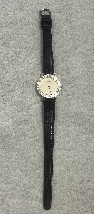 その他 その他 ティファニー アトラス L レディース クォーツ（高級時計）の商品画像 - 査定依頼日：2025年12月22日 - 最高査定価格：10,000円