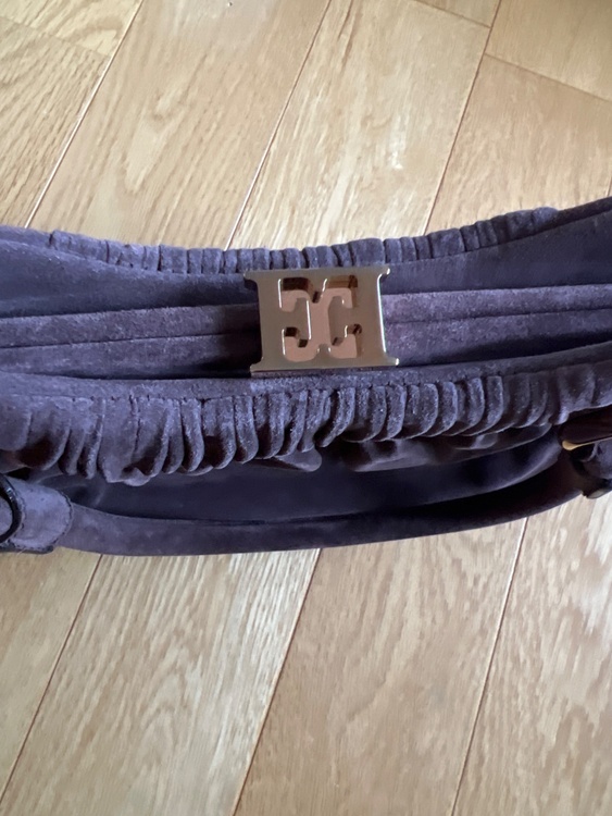 ESCADA（ブランドバッグ）の商品画像 - 査定依頼日：2026年4月18日 - 最高査定価格：100,000円