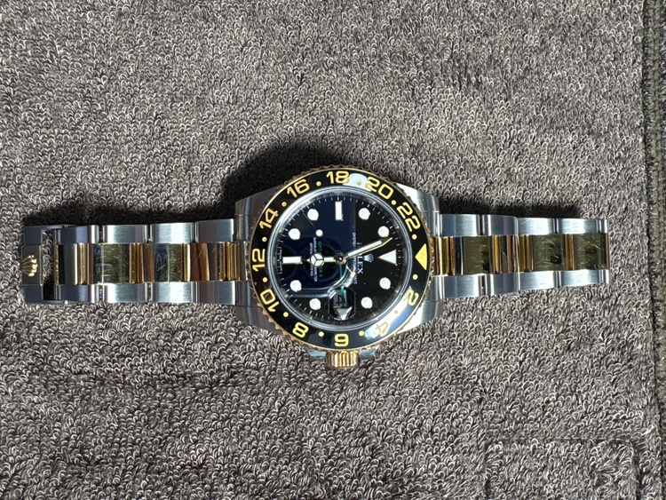 ロレックス GMTマスター 116713lm（高級時計）の商品画像 - 査定依頼日：2026年1月23日 - 最高査定価格：2,200,000円